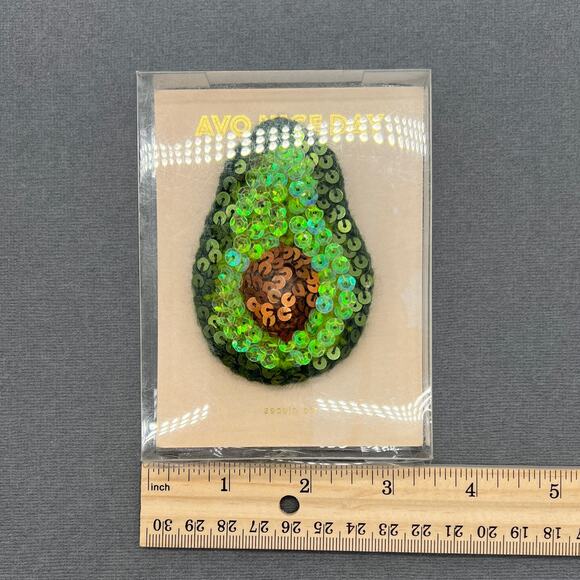 ANTHROPOLOGIE KATE JENKINS Crocheted Avocado Brooch Pin Sequined Fun 3D NEW - Picture 5 of 5